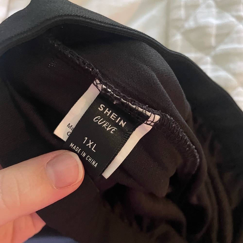 SHEIN Black A-Line Pleated Skirt - Picture 3 of 3
